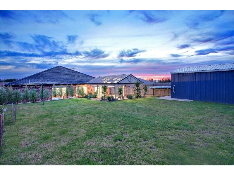 6 Eden Park Drive, Mornington VIC 3931