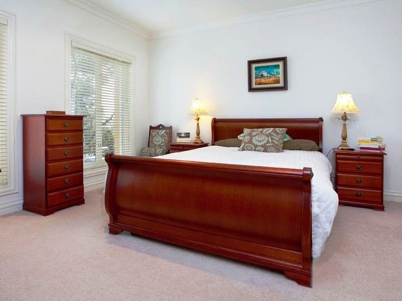 12 Grange Rd, Mornington VIC 3931