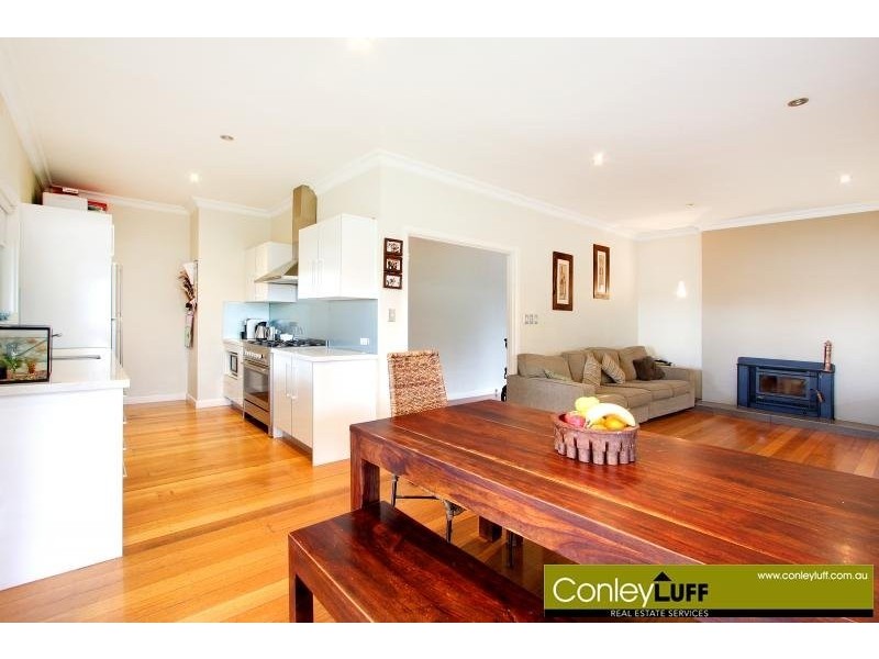 1 Van Ness Ave, Mornington VIC 3931