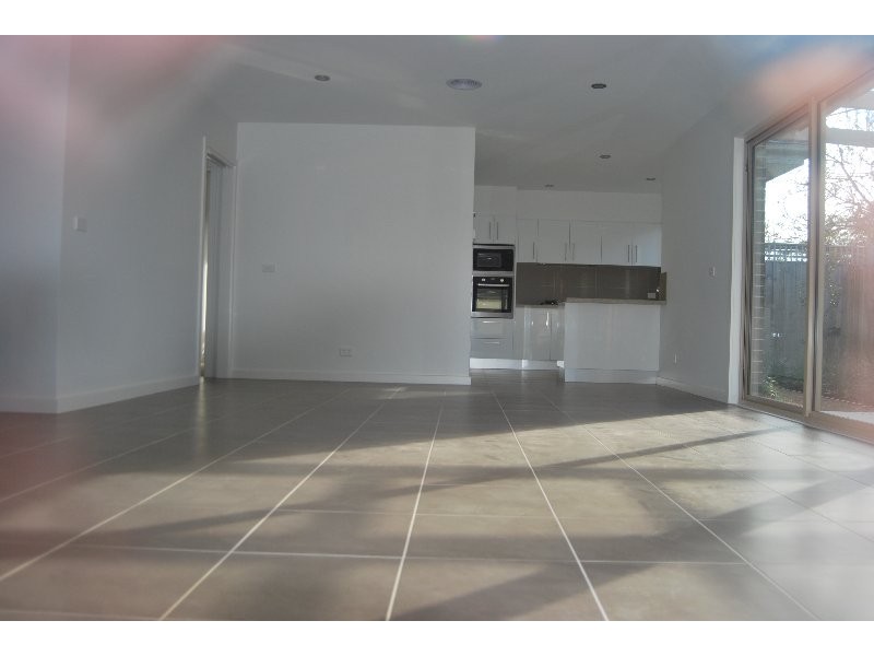 3 /57 Green Island Ave, Mount Martha VIC 3934