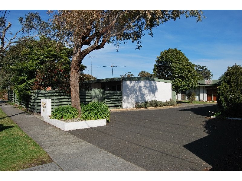 2/14 Fleet Street, Mornington VIC 3931