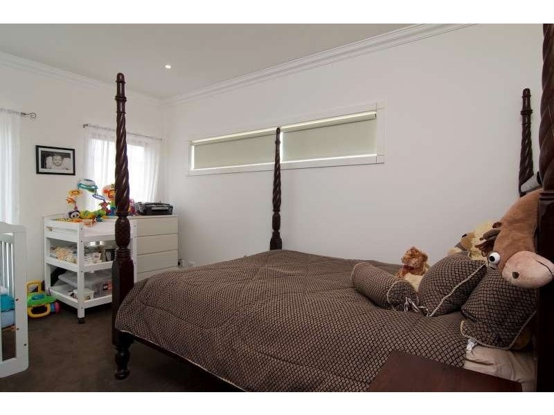 1/10 Kent Street, Mornington VIC 3931