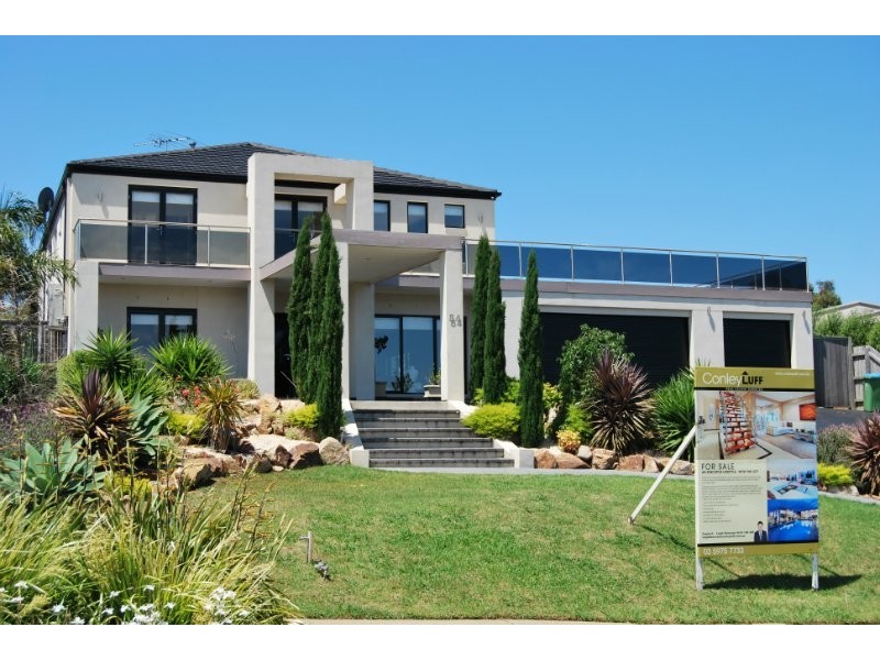 84 Summerfields Drive, Mornington VIC 3931