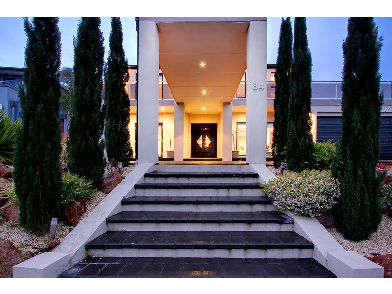 84 Summerfields Drive, Mornington VIC 3931