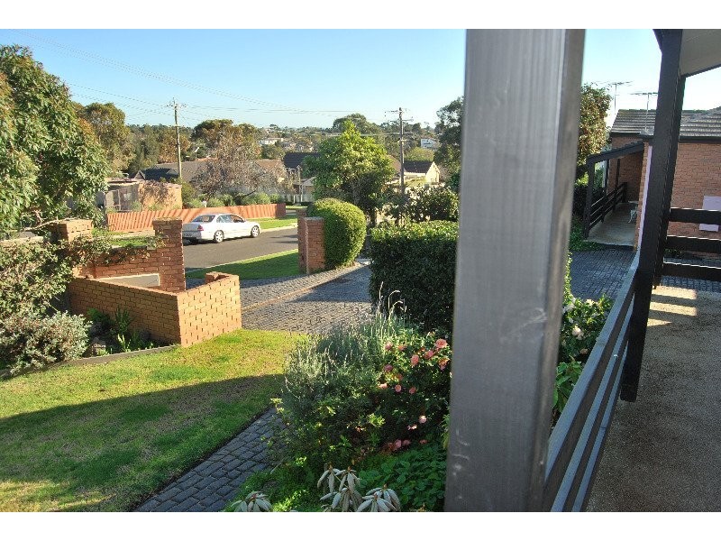 5/33 Balcombe Street ( facing Shandon St), Mornington VIC 3931