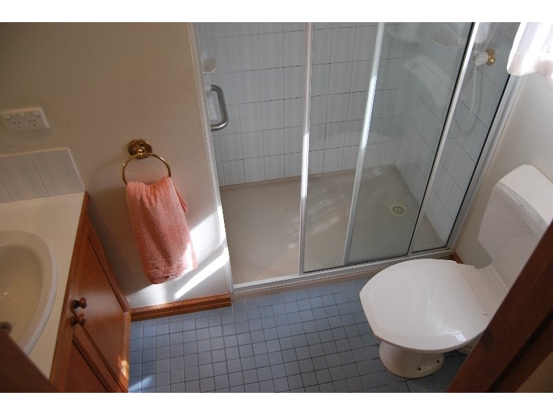 5/33 Balcombe Street ( facing Shandon St), Mornington VIC 3931