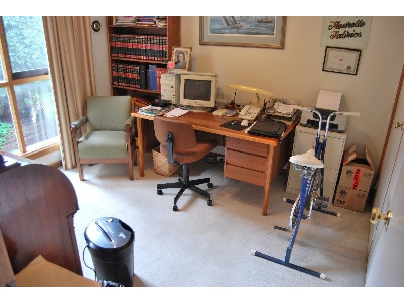 5/33 Balcombe Street ( facing Shandon St), Mornington VIC 3931