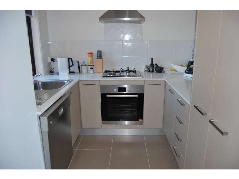 6, 47 Spray Street, Mornington VIC 3931