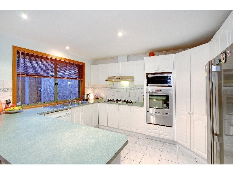 41 Parkside Crescent, Mornington VIC 3931