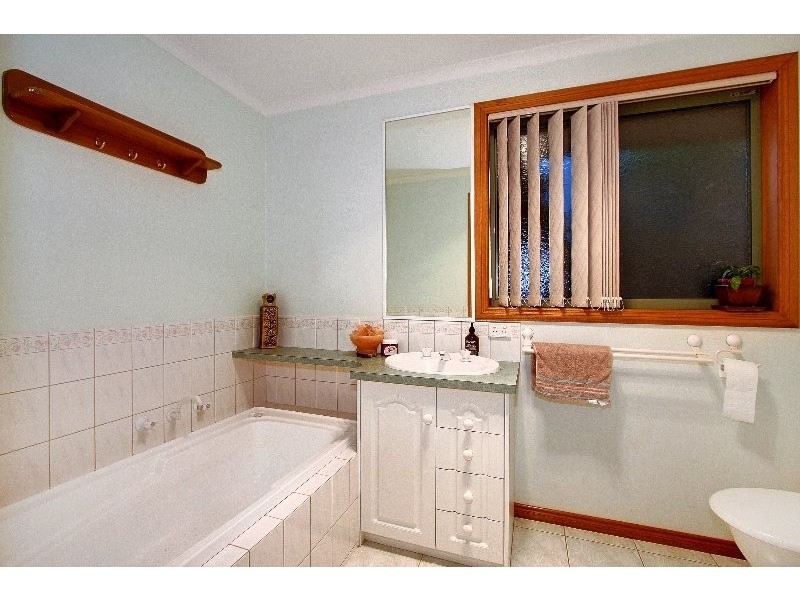 41 Parkside Crescent, Mornington VIC 3931