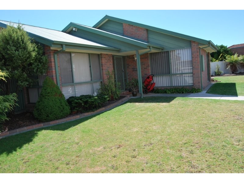 41 Parkside Crescent, Mornington VIC 3931