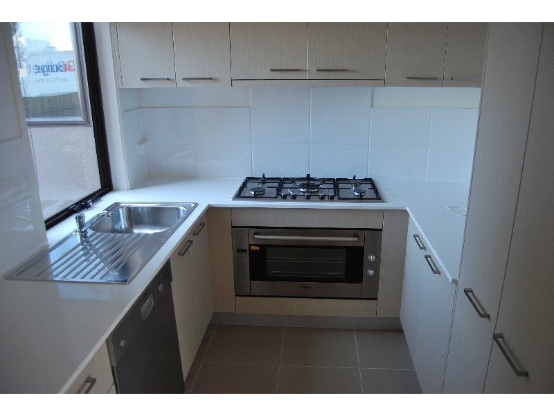 5, 47 Spray Street, Mornington VIC 3931