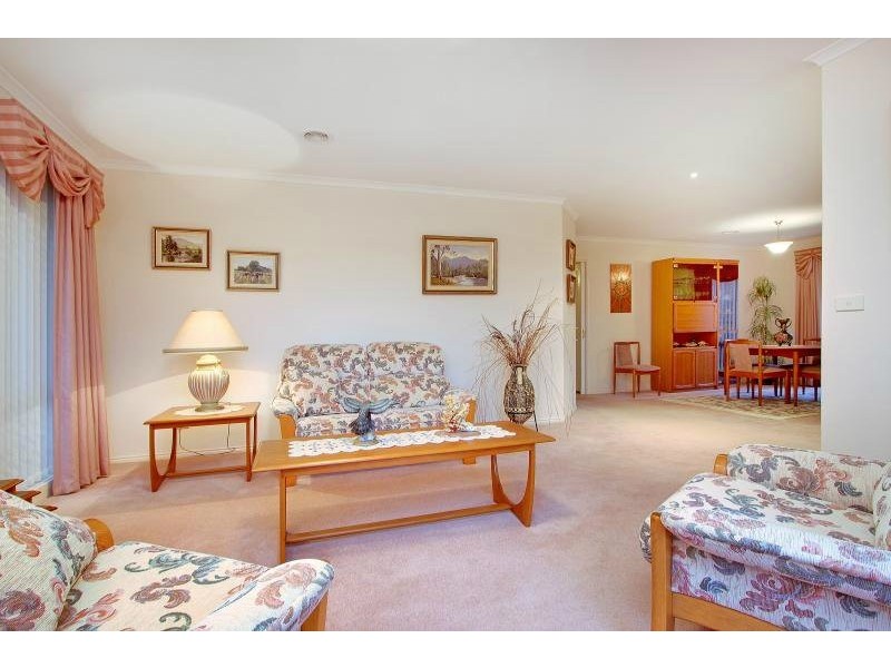 8 Port Phillip  Drive, Mornington VIC 3931