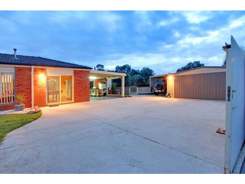 19 Brydon Close, Mornington VIC 3931