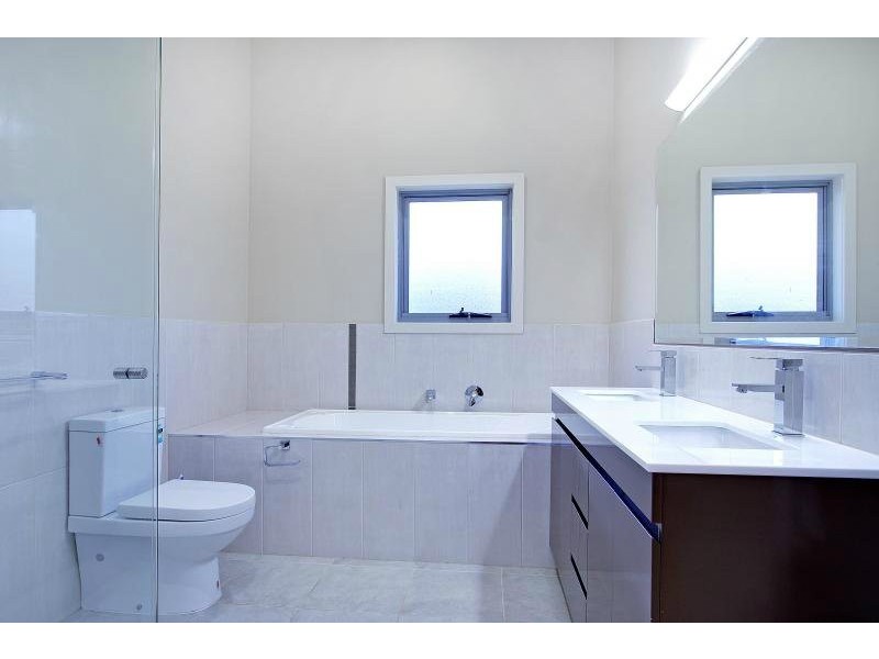 3/22 Spray Street, Mornington VIC 3931