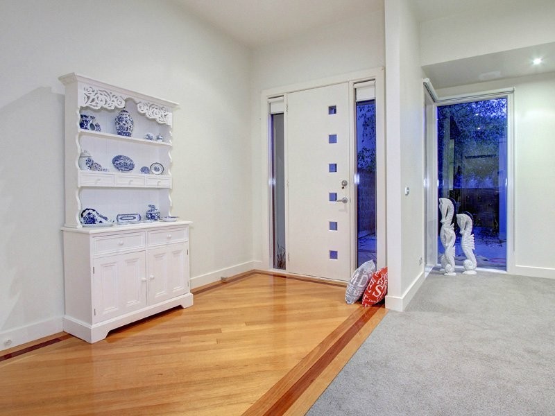 6/33 Seaton Road, Mornington VIC 3931