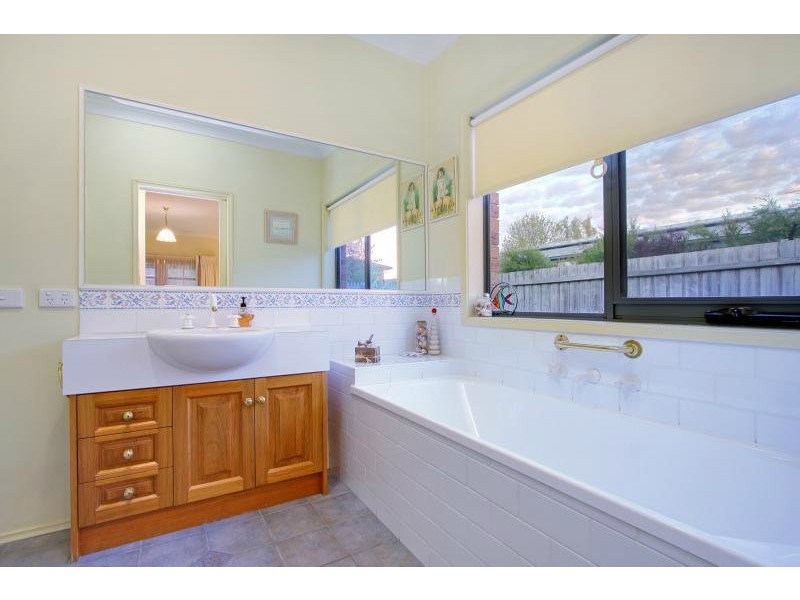 3 Glendenning Rise, Mornington VIC 3931