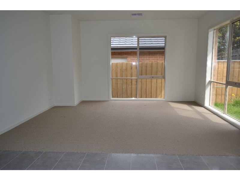 2/90 Harrap Road, Mount Martha VIC 3934