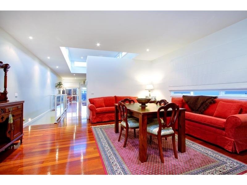 4 Strachans Road, Mornington VIC 3931