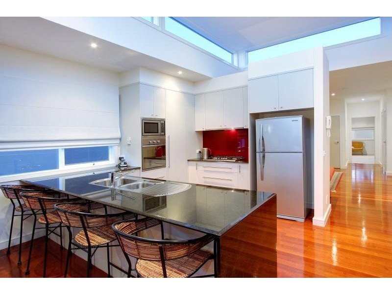 4 Strachans Road, Mornington VIC 3931