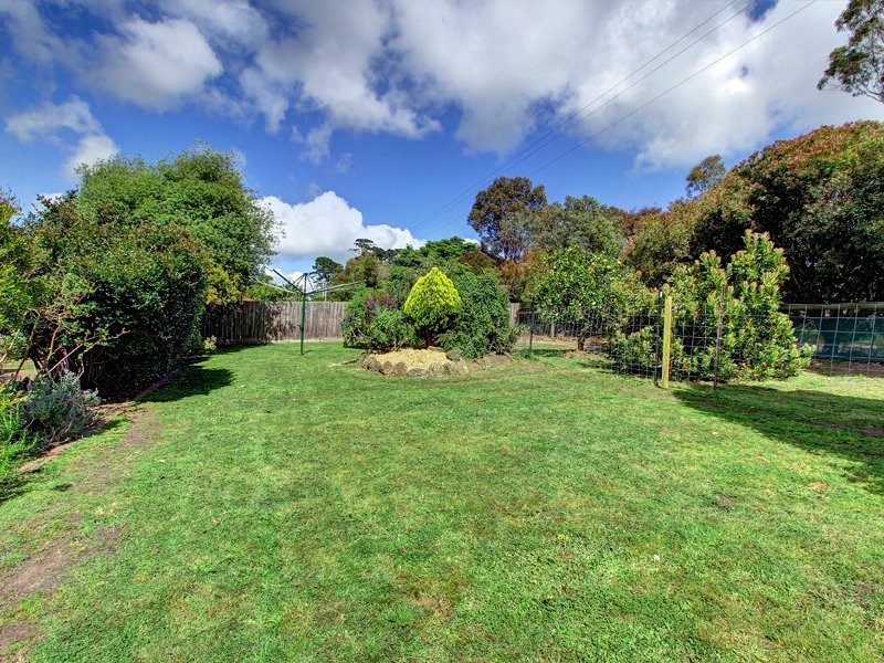 9 Jacaranda Crescent, Mornington VIC 3931