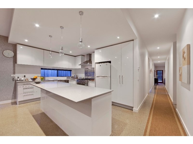 31 Harrap Rd, Mount Martha VIC 3934