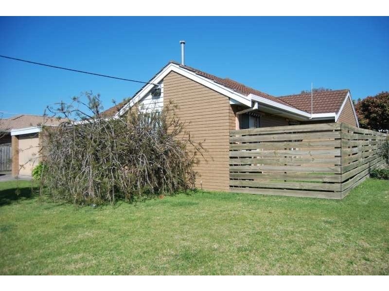 3/11-13 Johns Rd, Mornington VIC 3931