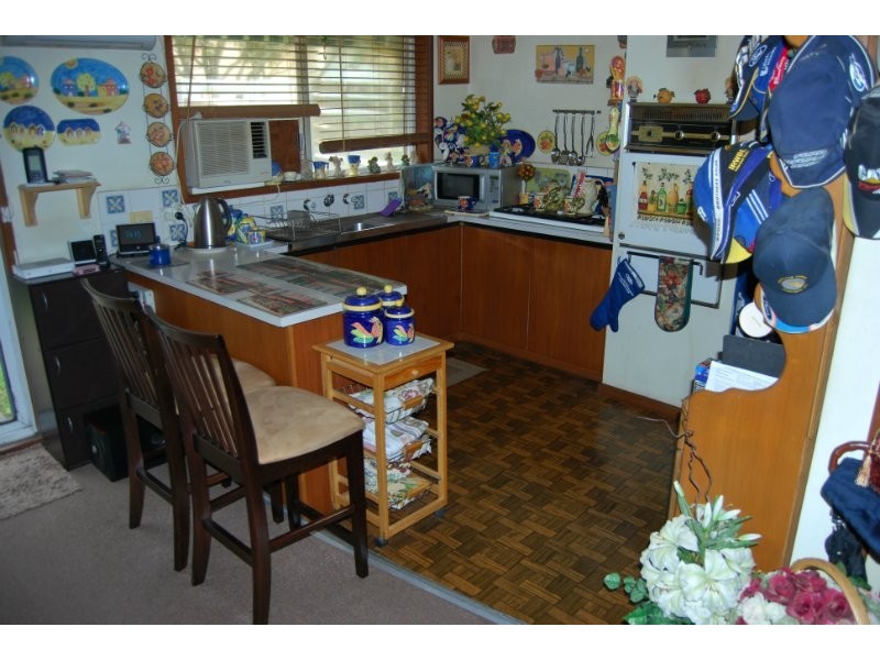 3/11-13 Johns Rd, Mornington VIC 3931