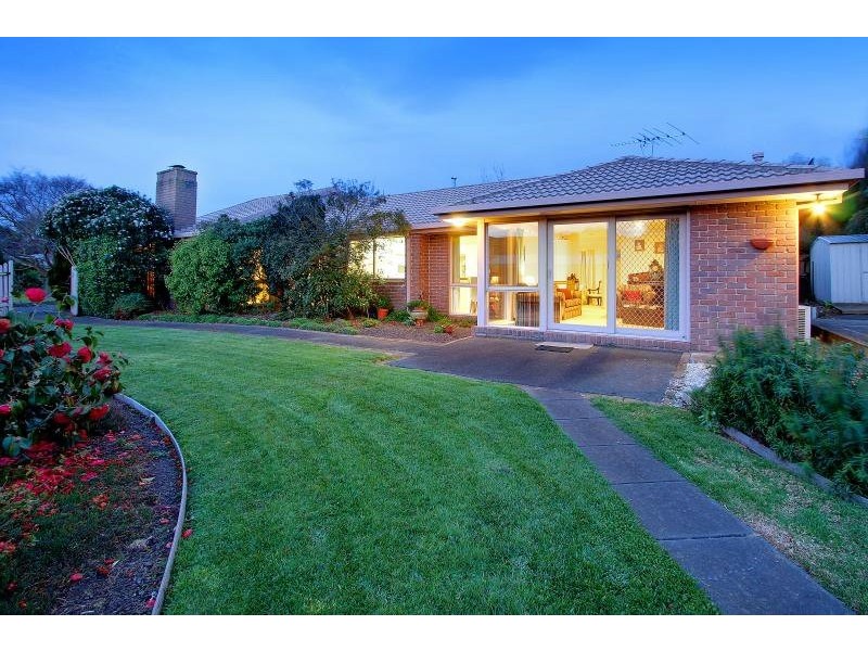 6 Billabong Close, Mornington VIC 3931