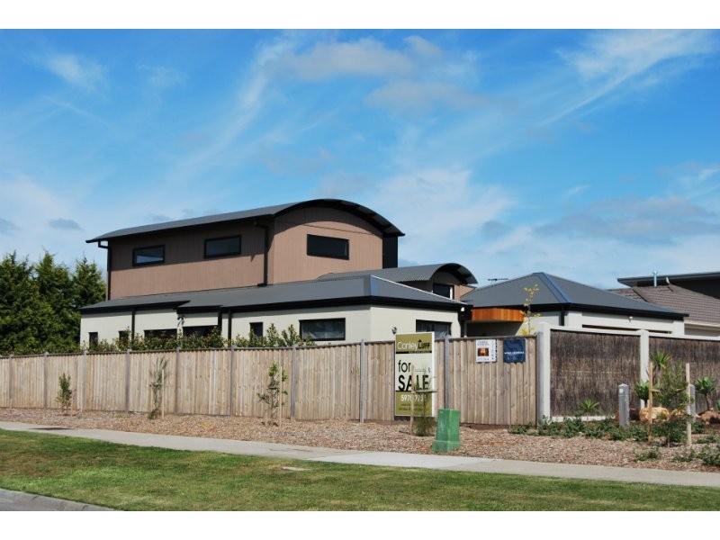 11 Ruby Cove, Mornington VIC 3931