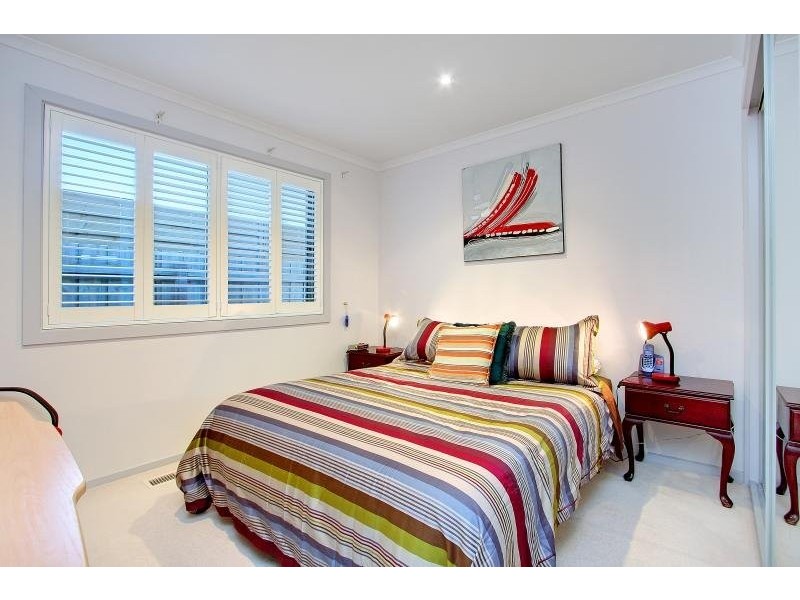 2/2 Kent Street, Mornington VIC 3931