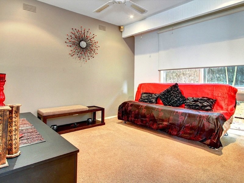 8 Mackeith Court, Mount Eliza VIC 3930