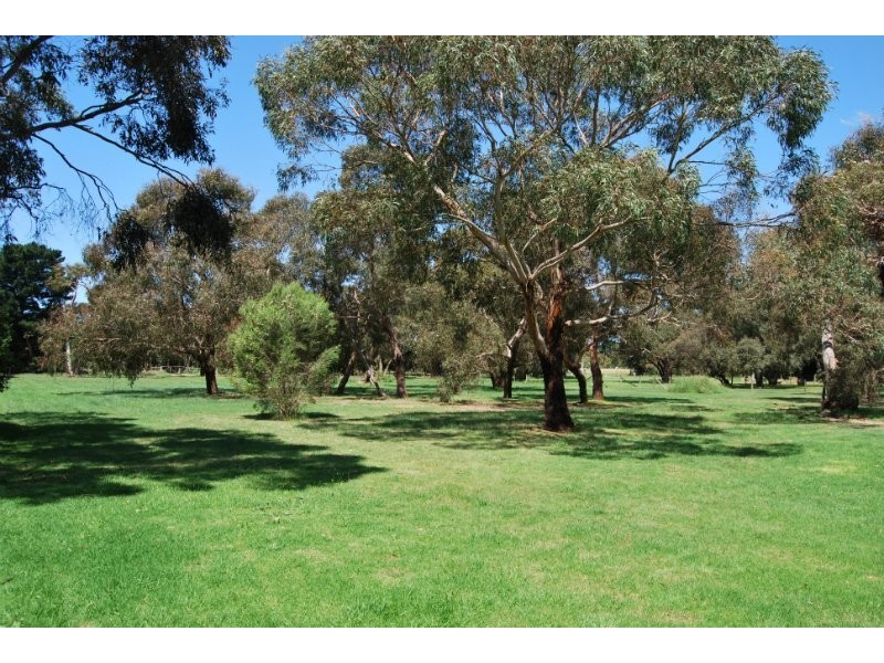 395 Bentons Road, Moorooduc VIC 3933