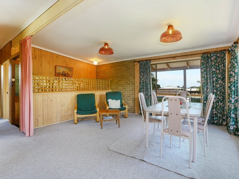 22 Nunns Rd, Mornington VIC 3931