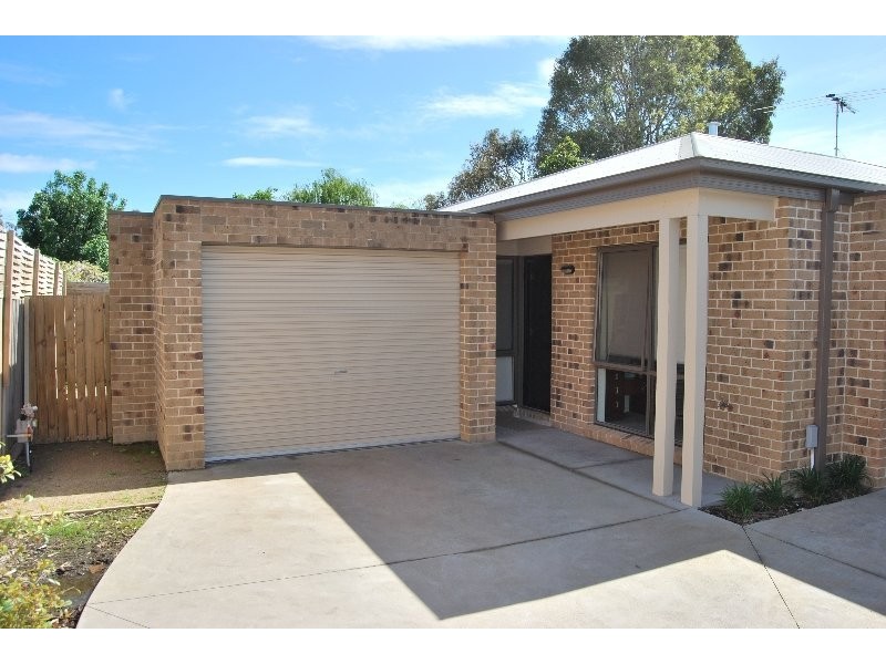 4/7 Wood Street, Mornington VIC 3931