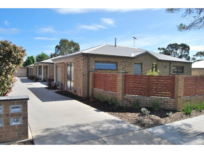 4/7 Wood Street, Mornington VIC 3931