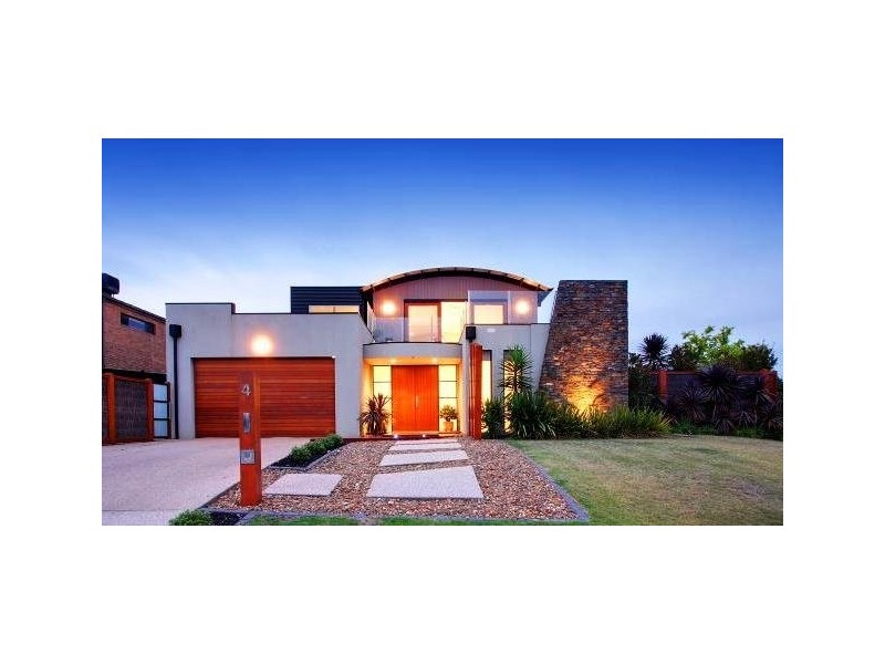 4 Lakeview Grove, Mornington VIC 3931