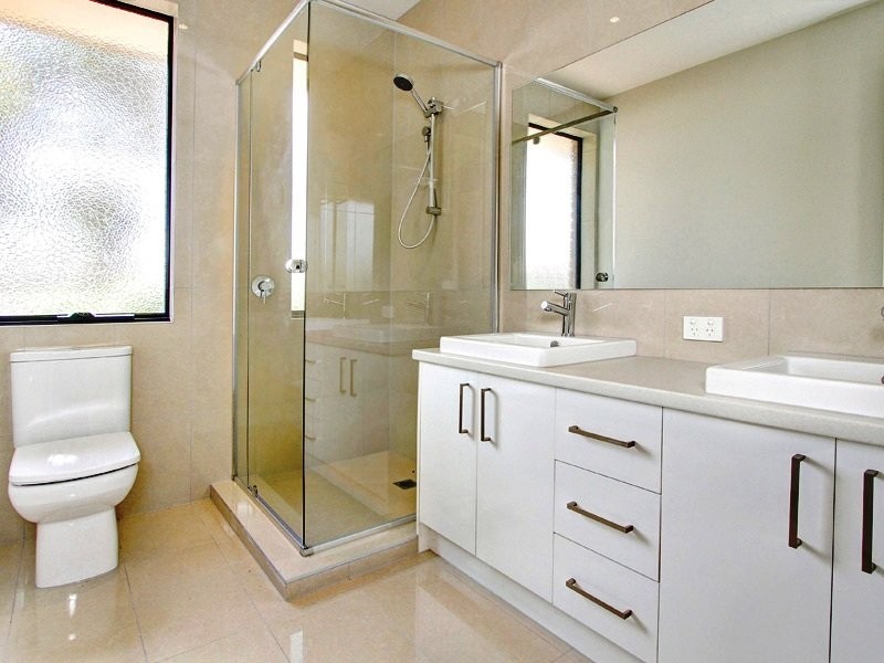 8 Bay Vista Close, Mount Martha VIC 3934