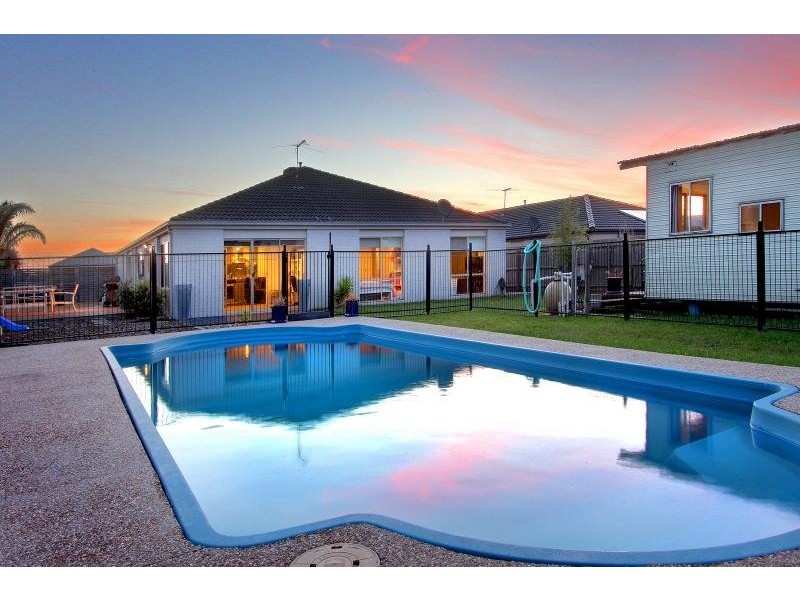 21 Lynn Close, Mornington VIC 3931