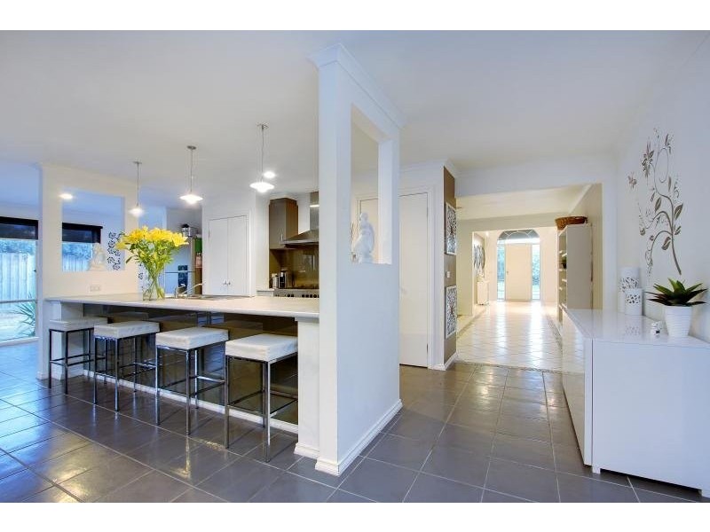 21 Lynn Close, Mornington VIC 3931