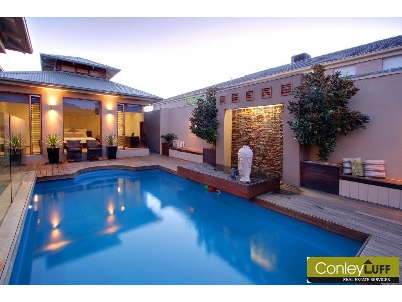 34 Ben Drive, Mornington VIC 3931