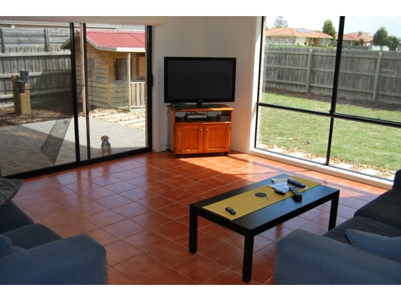 13 Jenner Close, Mornington VIC 3931