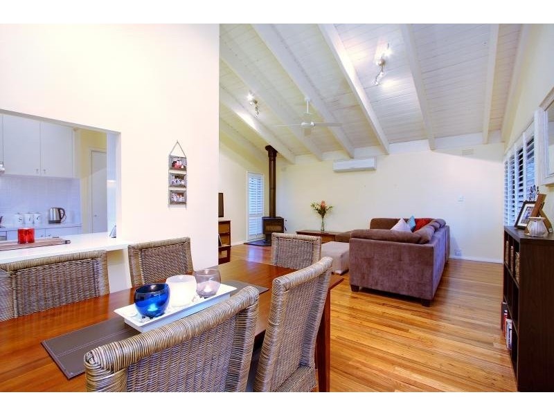 4/3 Marine Ave, Mornington VIC 3931