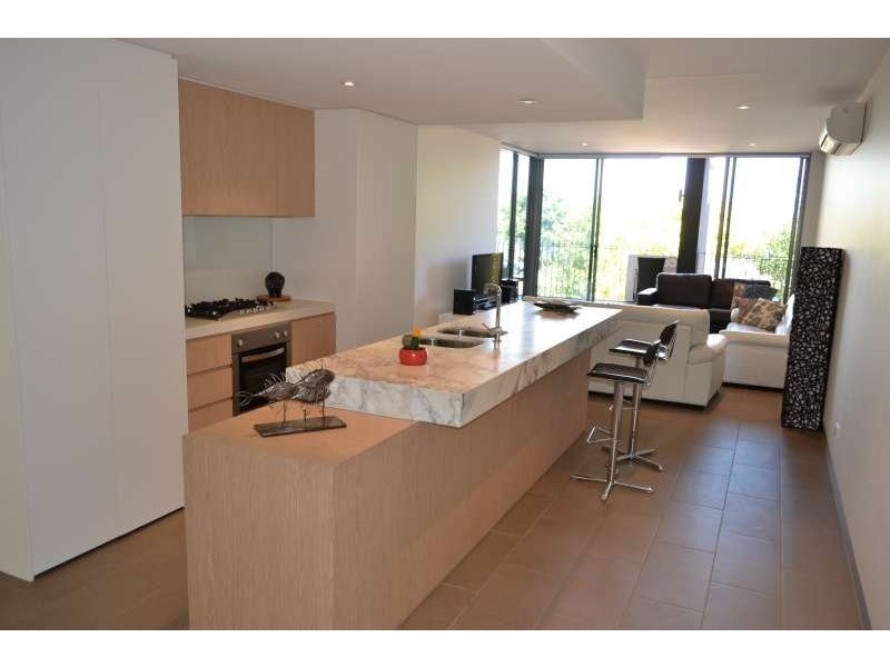 201/22 Main Street, Mornington VIC 3931