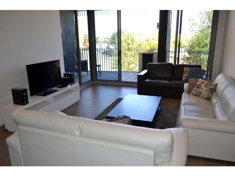 201/22 Main Street, Mornington VIC 3931