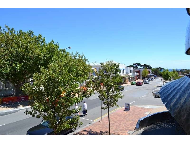 201/22 Main Street, Mornington VIC 3931