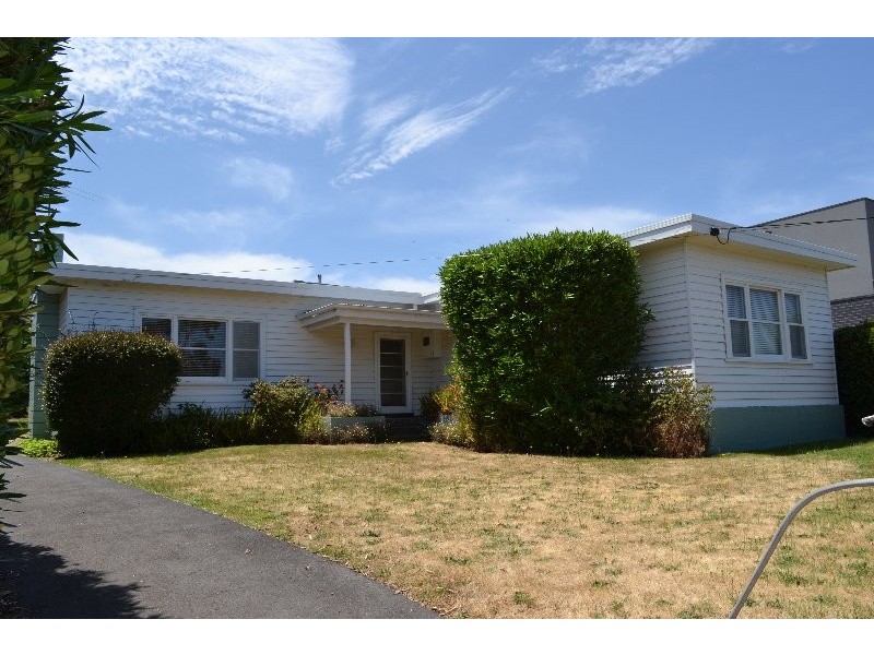 11 Naples Street, Mornington VIC 3931