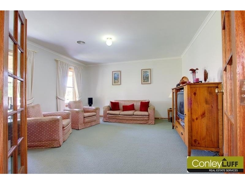 9 Sarshas Way, Mount Martha VIC 3934