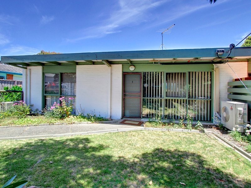 1/14-16 Fleet Street, Mornington VIC 3931