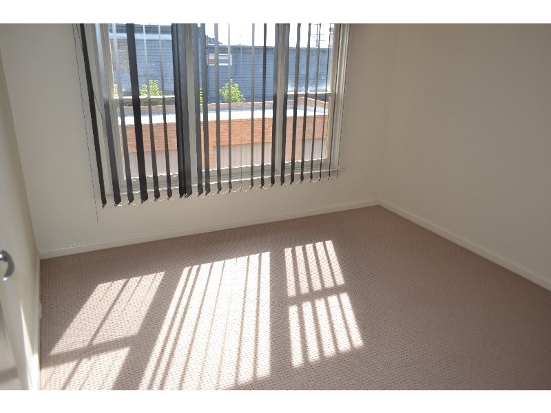 9/5 Barkly Street, Mornington VIC 3931